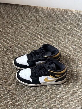 Air Jordan 1 Black White & Gold High-Top Sneakers